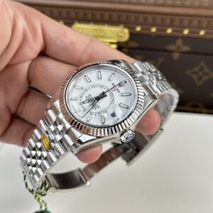 Dong-Ho-Rolex-Rep-11-Sky-Dweller-326934-Mat-Trang-Day-Jubilee-42mm-3