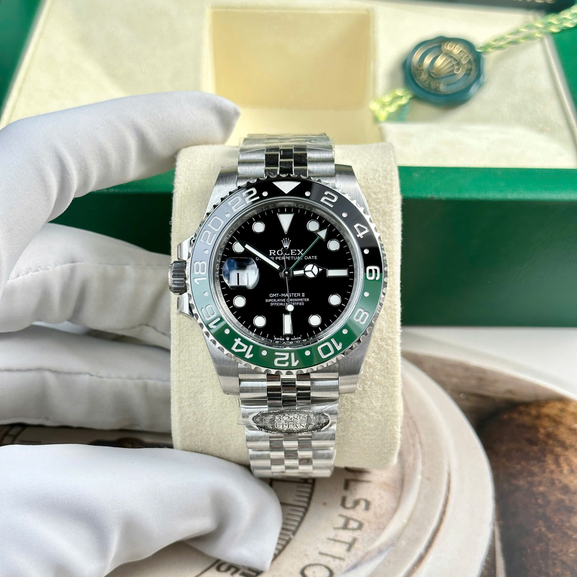 Rolex-GMT-Master-II-126720VTNR-Sprite-40mm-1