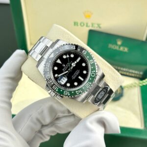 Rolex-GMT-Master-II-126729VTNR-Oyster-40mm-2