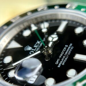 Rolex-GMT-Master-II-126729VTNR-Oyster-40mm-4