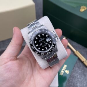 Rolex-GMT-Master-II-Black-Dial-40mm-2