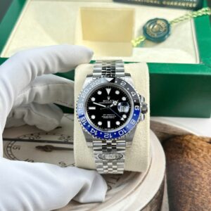Rolex-GMT-Master-II-Jubilee-Batgirl-jubilee-40mm-1