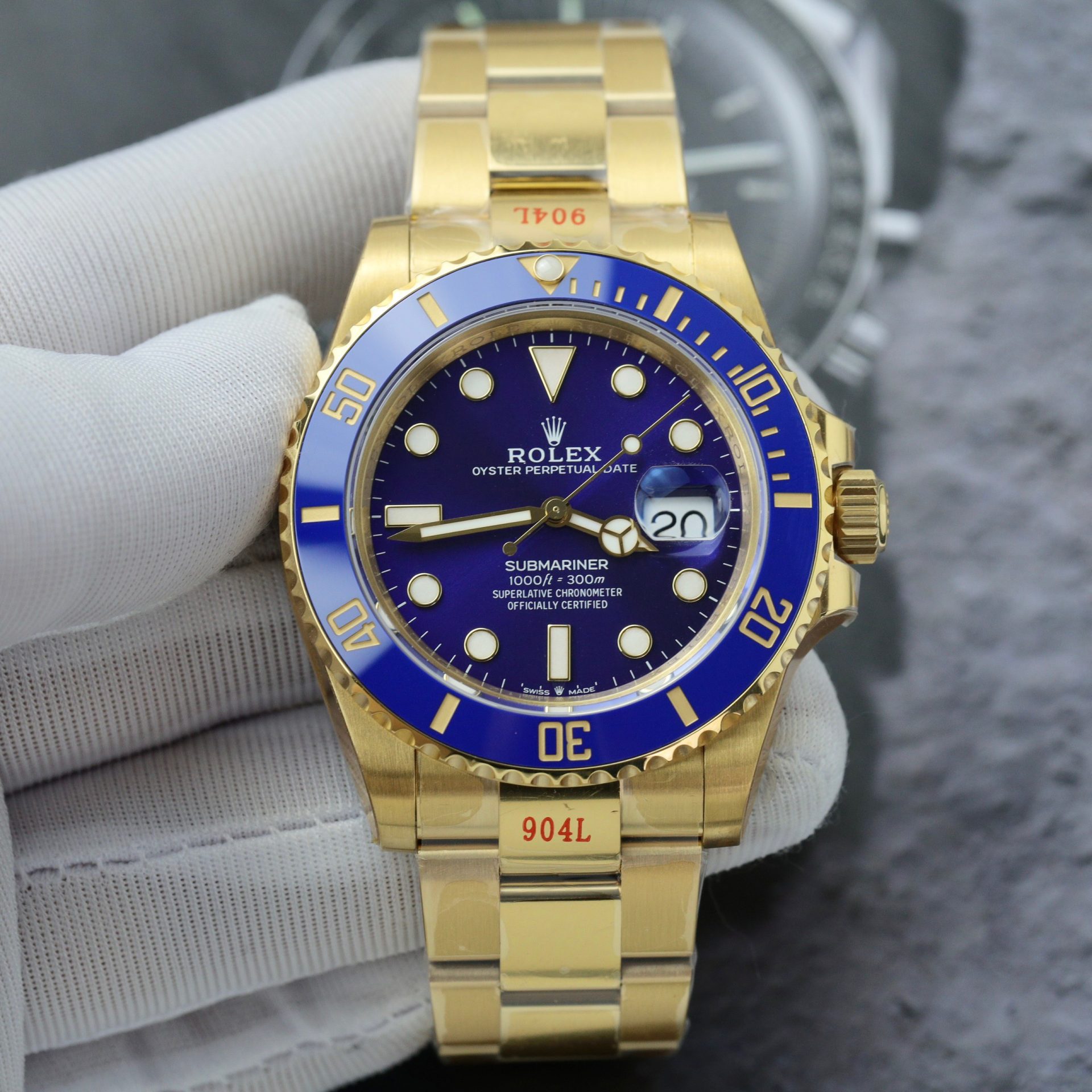 Rolex-Submariner-126618LB-Replica-VS-41mm-1