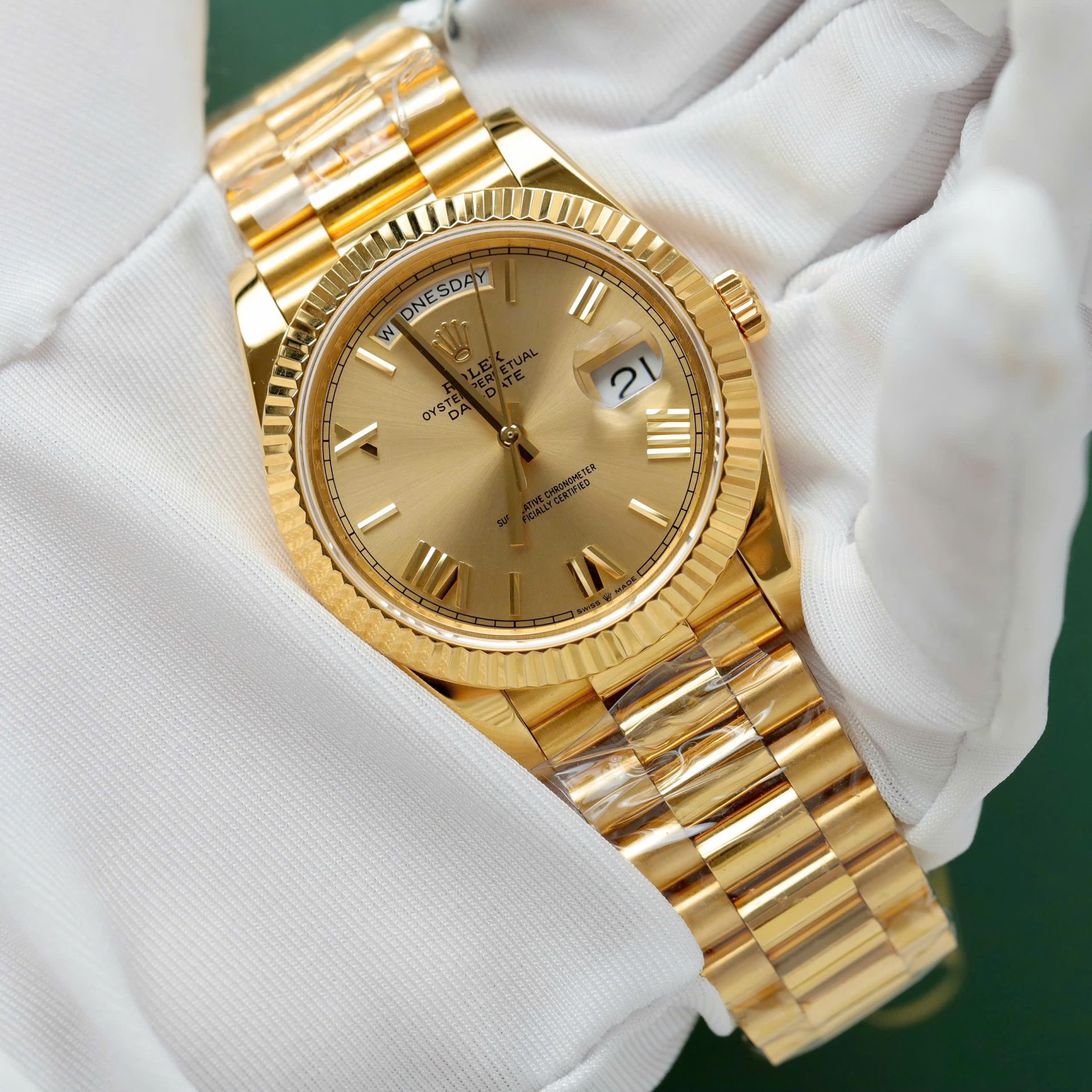 Rolex-Day-Date-176-Gold-Gold-Dial-40mm-4