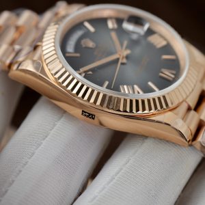 Rolex-Day-Date-228235-Gray Black-Dial-40mm-6