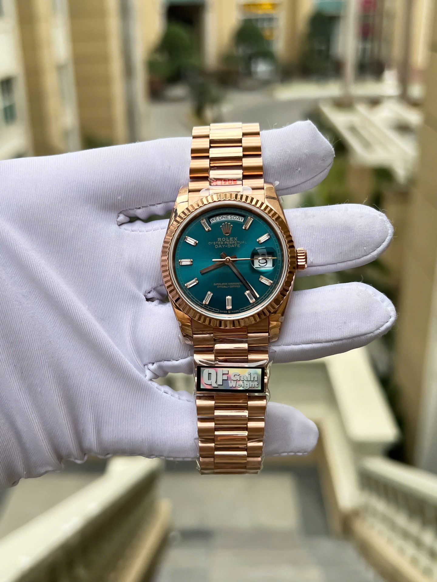 Rolex-Day-Date-228235-Moissanite-Blue-Dial-36mm-1