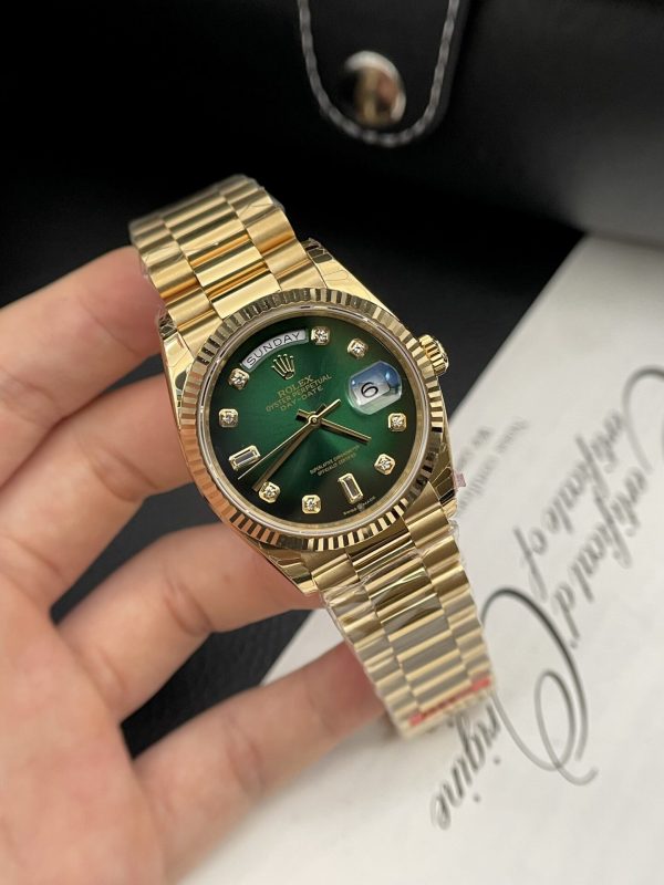 Rolex-Day-Date-228235-Moissanite- Green-Dial-36mm-2