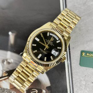 Rolex-Day-Date-228238--Gold-Black-Dial-40mm-2