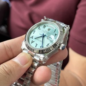 Rolex-Day-Date-228239-Arab-Ice Blue-Dial-40mm-4