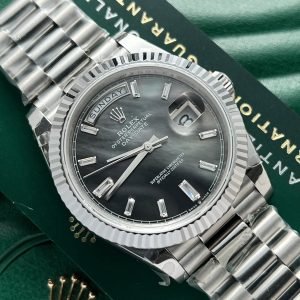 Rolex-Day-Date-228239-Black Mother-of-Pearl-Dial-40mm-3