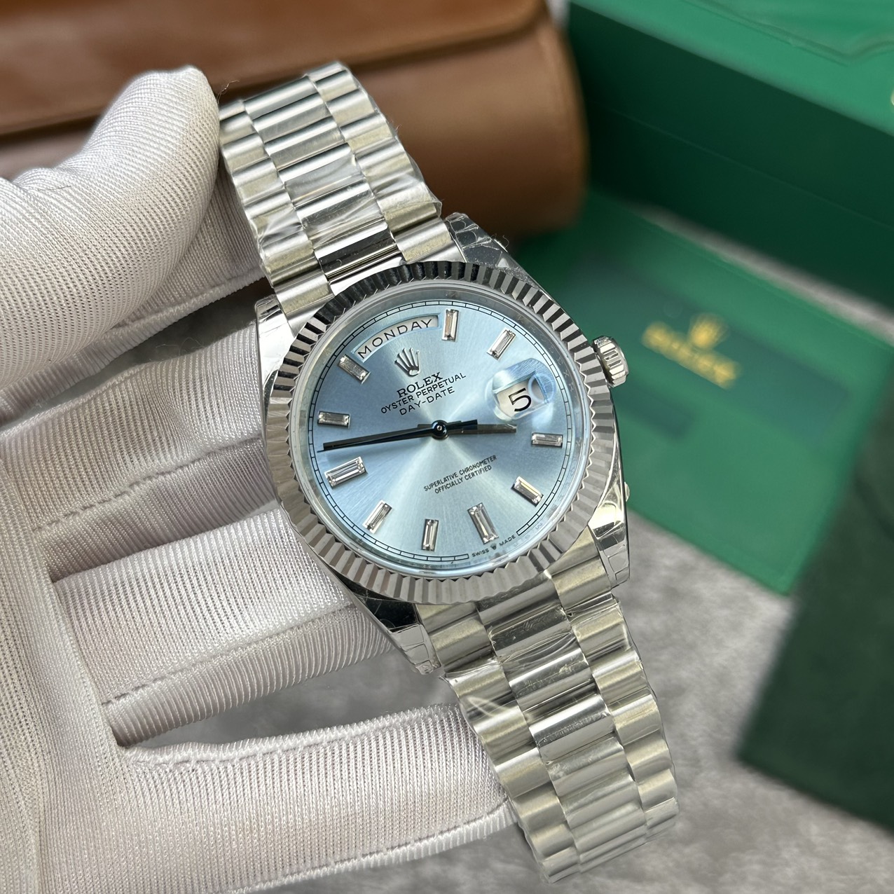 Rolex-Day-Date-228239-Ice Blue-Dial-40mm-2
