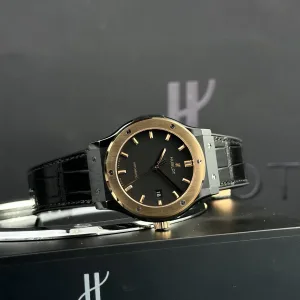 Hublot-Classic-Black-Dial-Gold-Case-42mm-4