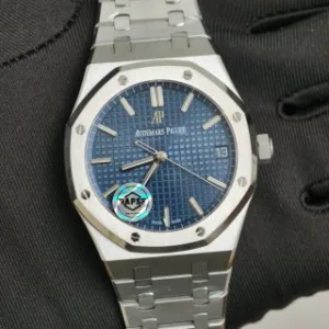 Audemars-Piguet-Royal-Oak-15500ST-Blue-Dial-41mm-1