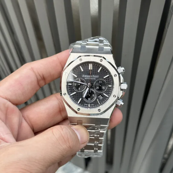 Audemars-Piguet-Royal-Oak-26331ST-Black-Dial-APS-41mm-1