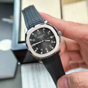 Patek-Philippe-Aquanaut-5167A-40mm