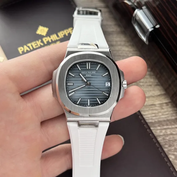 Patek-Philippe-Nautilus-5711-40mm-1