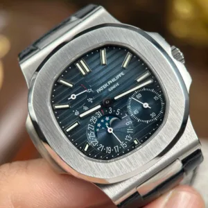 Patek-Philippe-Nautilus-5712-40mm-3