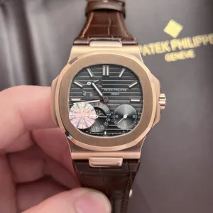Patek-Philippe-Nautilus-5712R-Rose-Gold-1
