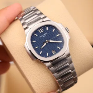 Patek-Philippe-Nautilus-7118--35mm-3