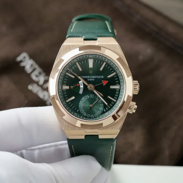 Vacheron Constantin Overseas Dual Time 7900V Green 41mm
