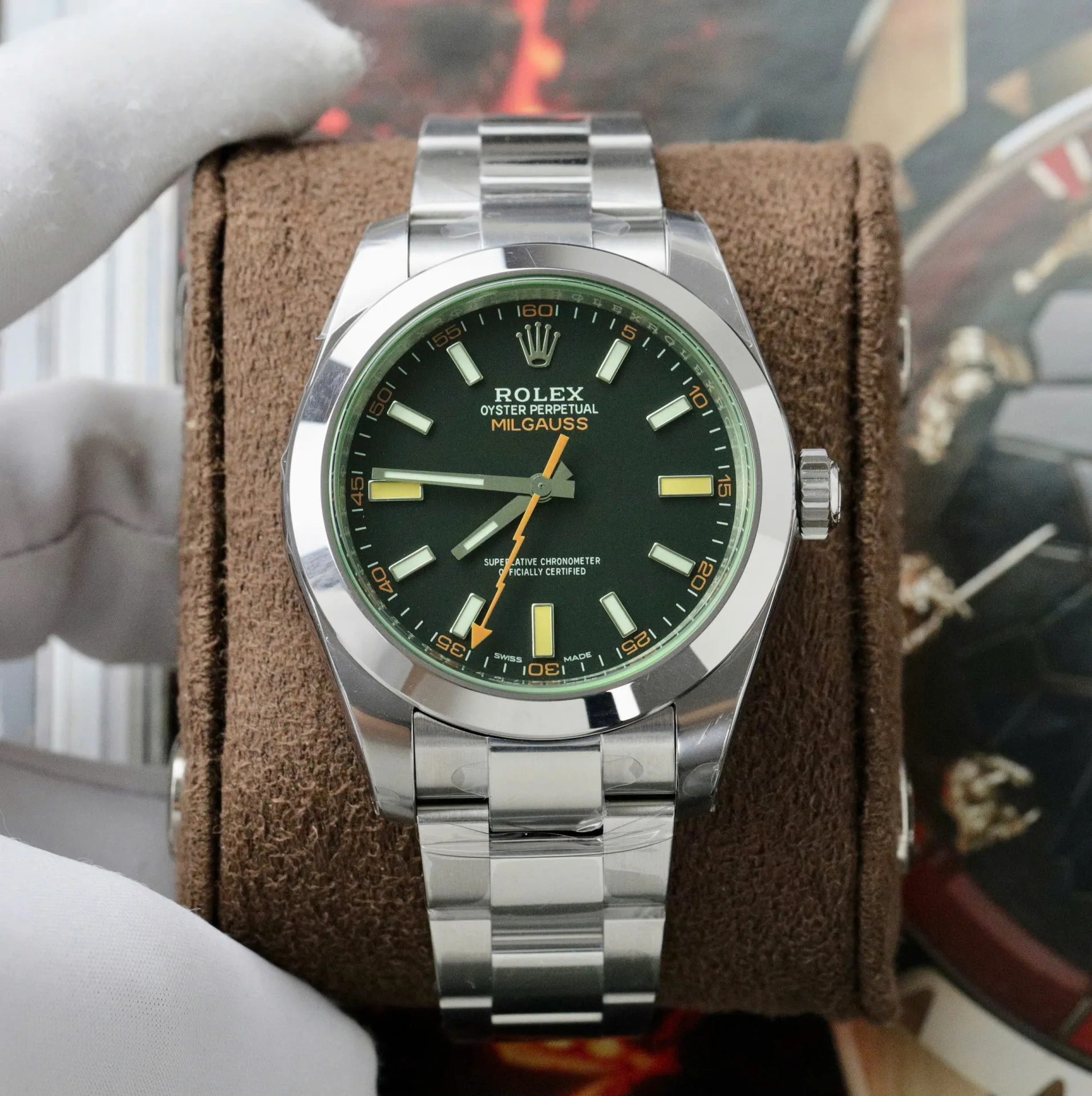 Rolex-Milgauss-116400GV-VS-40mm-1