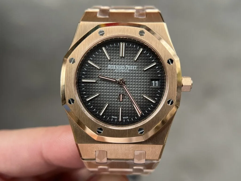 Audemars Piguet Royal Oak 15202OR Jumbo 39mm 1.webp