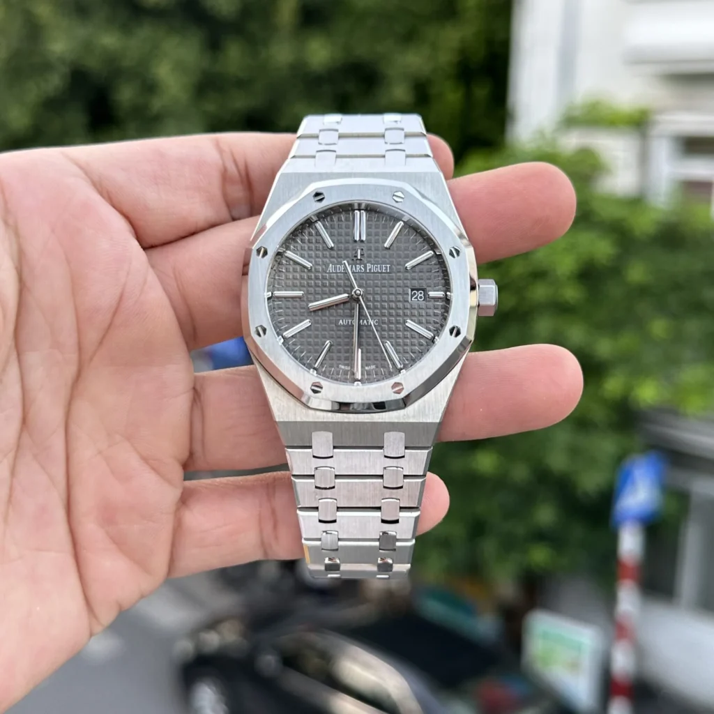 Audemars Piguet Royal Oak 15400ST Grey Dial 41mm 1.webp