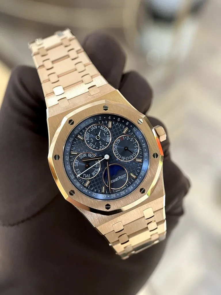 Audemars Piguet Royal Oak 26574OR 41mm 2.webp