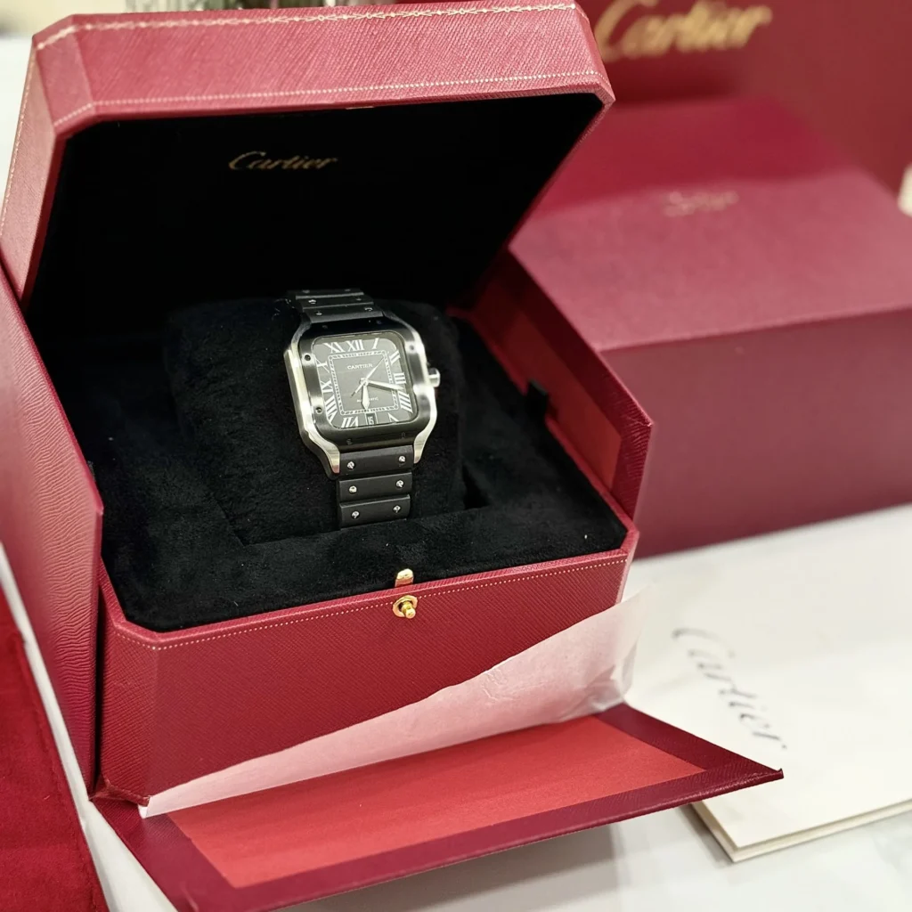 Cartier Santos WSSA0037 Black Dial Black Bezel 39.8mm 2.webp