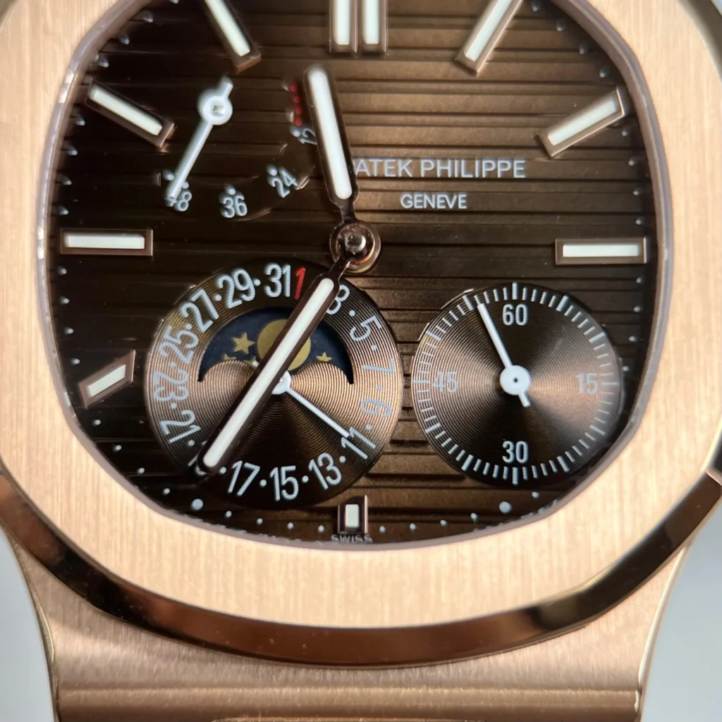 Dong Ho Patek Philippe Nautilus 5712R Mat Chocolate Boc Vang Replica 11 40mm 4.webp