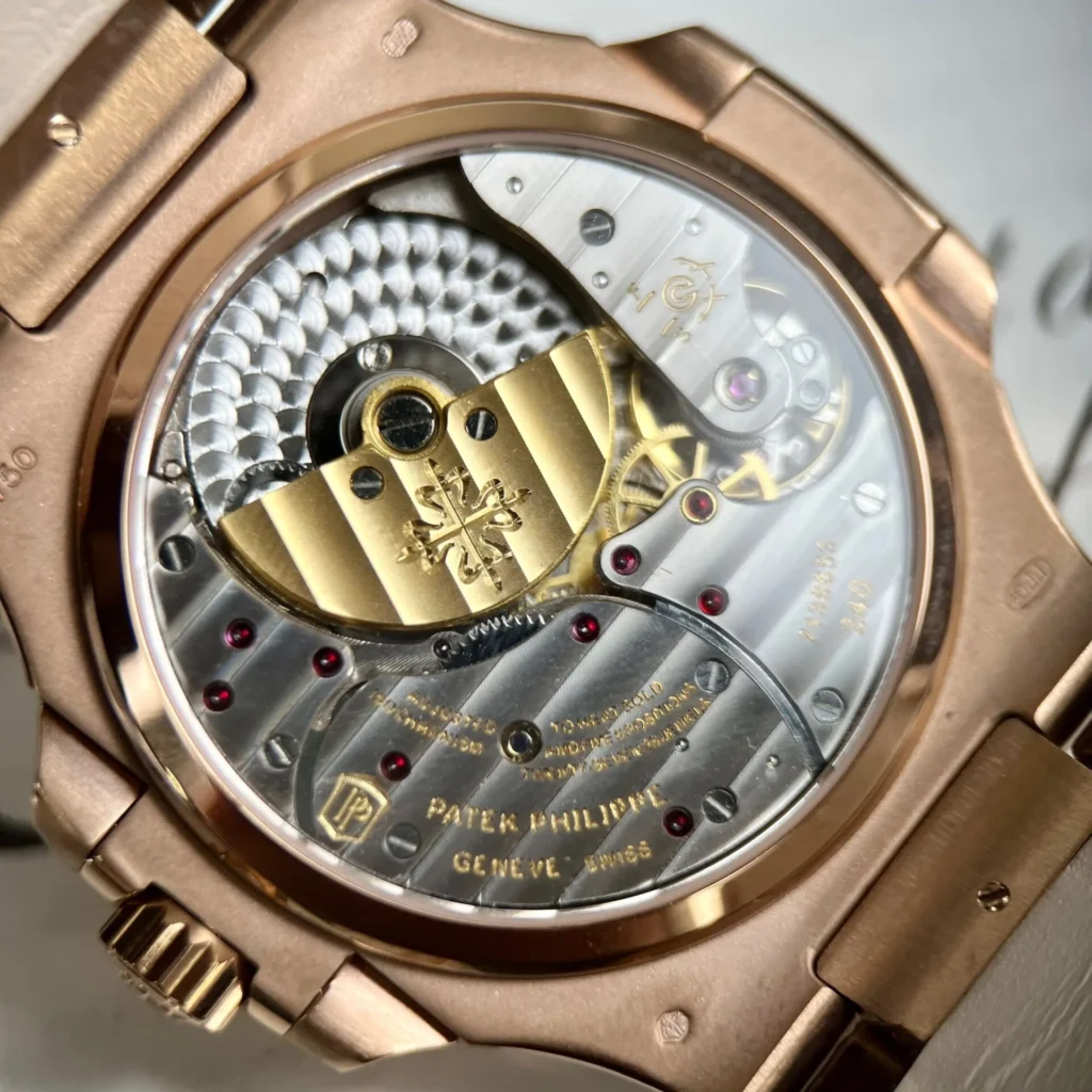 Dong Ho Patek Philippe Nautilus 5712R Mat Chocolate Boc Vang Replica 11 40mm 8.webp