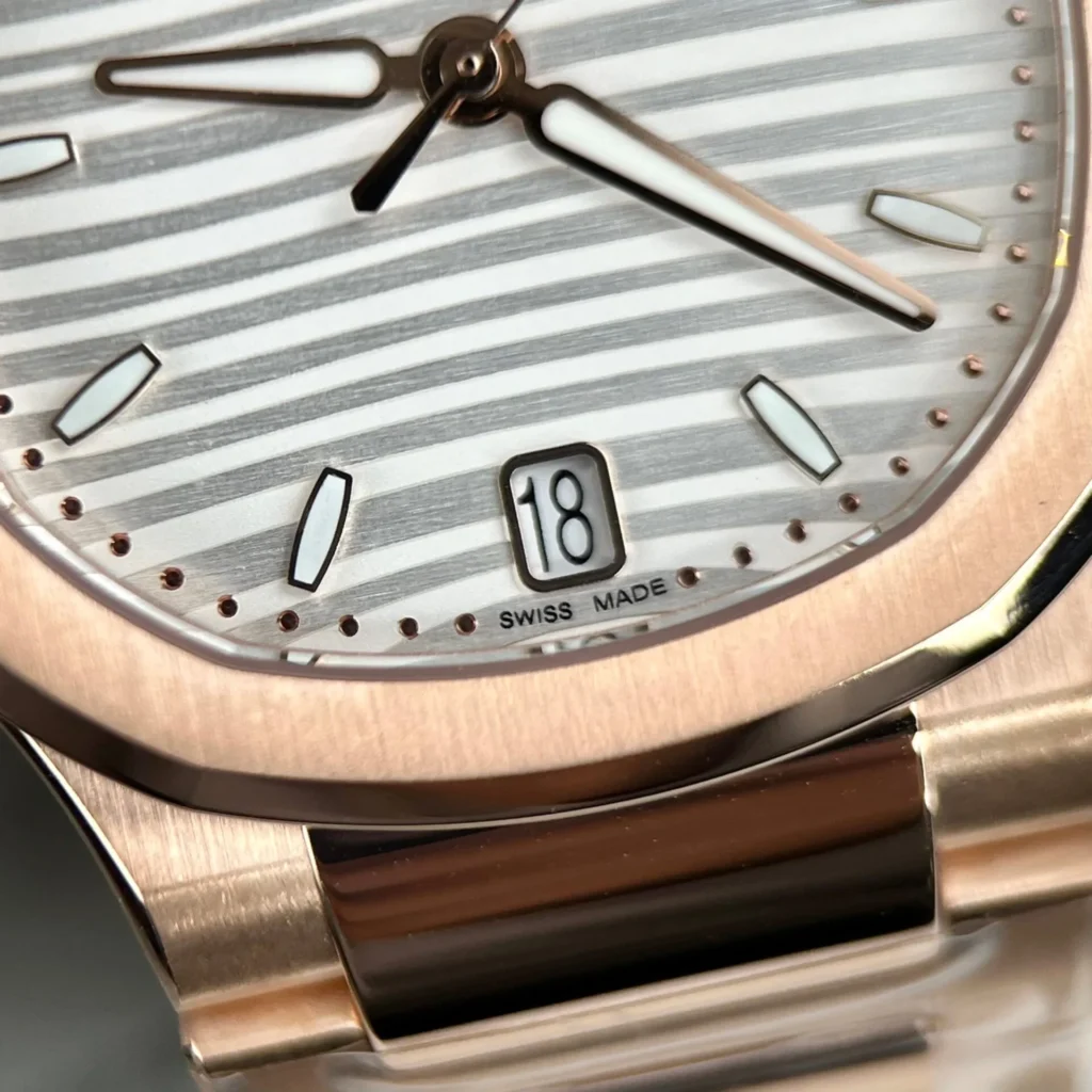 Dong Ho Patek Philippe Nautilus 7118 Boc Vang Mat Trang Nha May 3K 3.webp