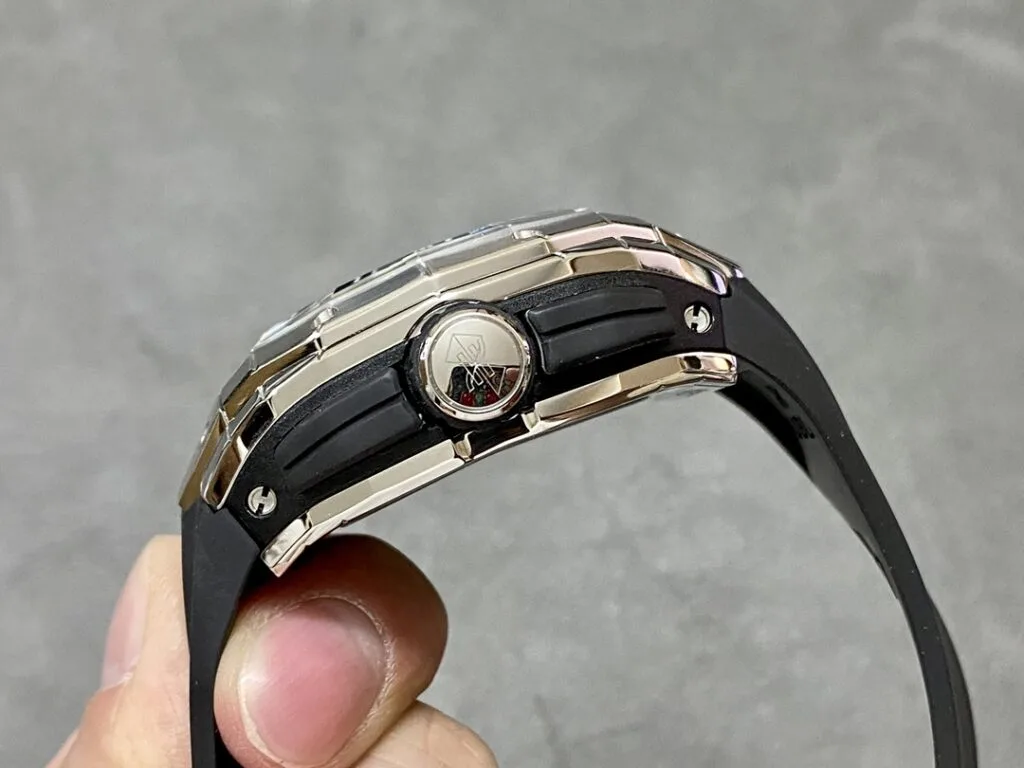 Hublot Big Bang Sang Bleu Dial 42mm 6.webp