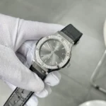 Hublot Classic Black Dial moissanite Case 38mm 3.webp