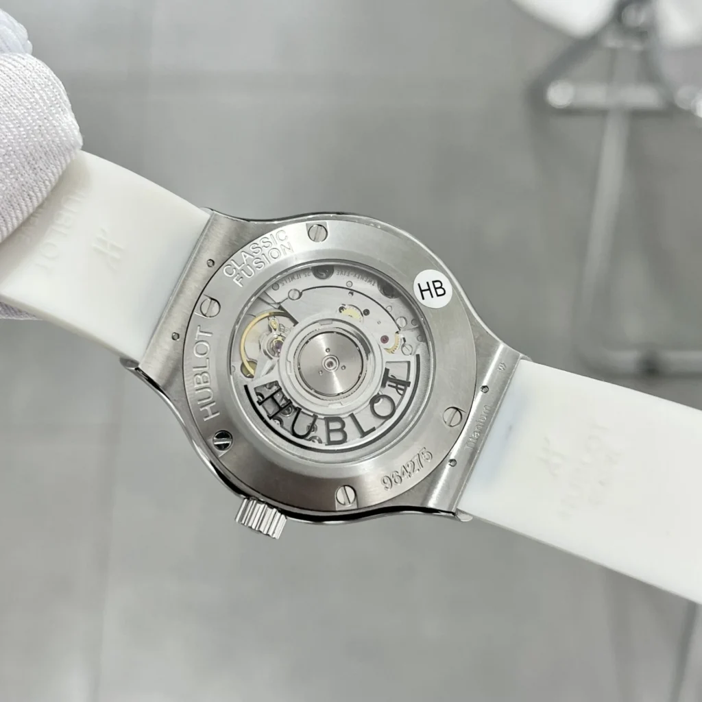 Hublot Classic White Dial 38mm 5.webp