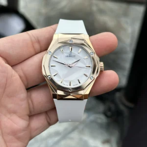 Hublot White Mother Of Pearl Dial 550.OX .2610.RW .1204 40mm.webp