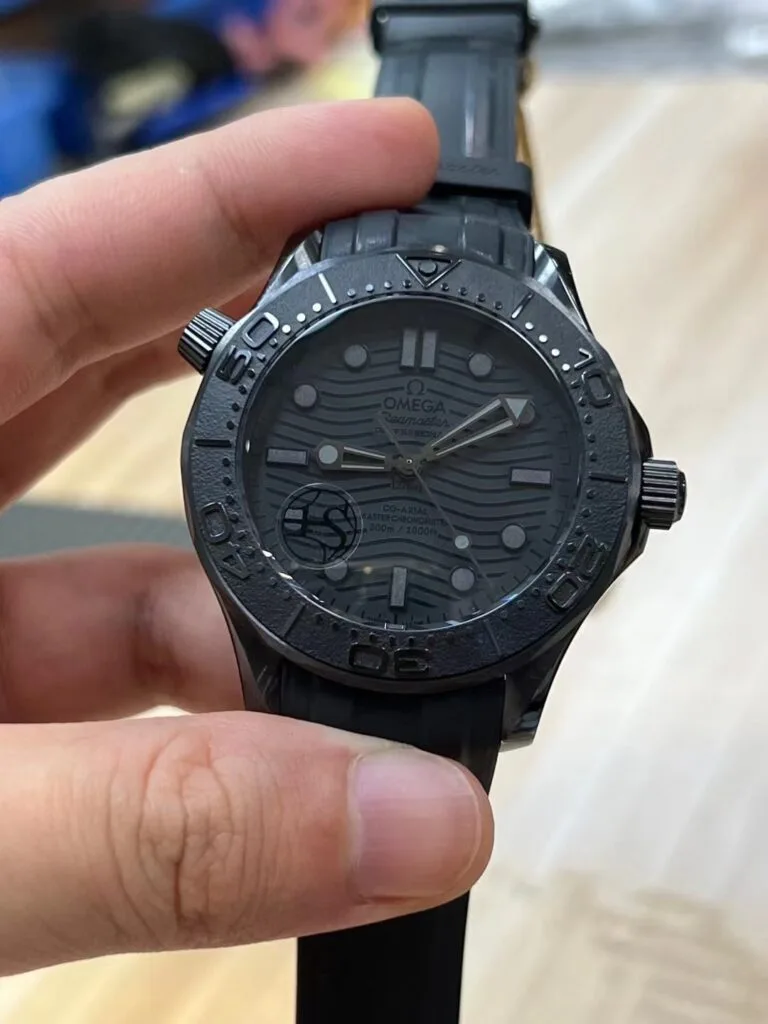 Omega Seamaster 210.92.44.20.01.003 43.5mm 3.webp
