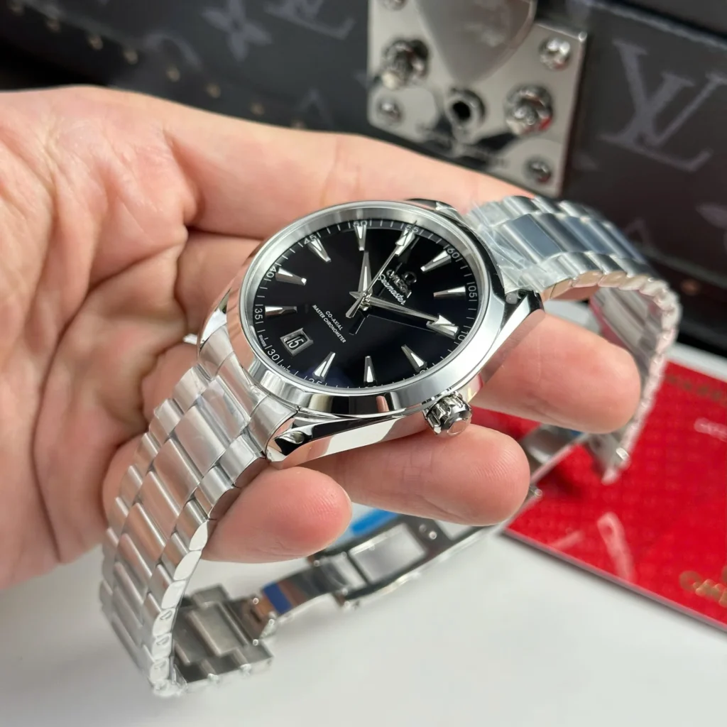 Omega Seamaster Aqua Terra 150M 220.10.41.21.01.002 41mm 4.webp