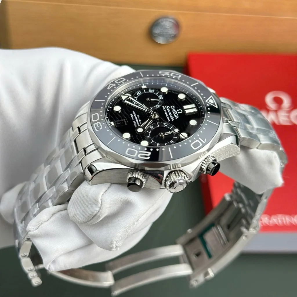 Omega Seamaster Diver 300M Chronograph 210.30.44.51.01.001 44mm 5.webp