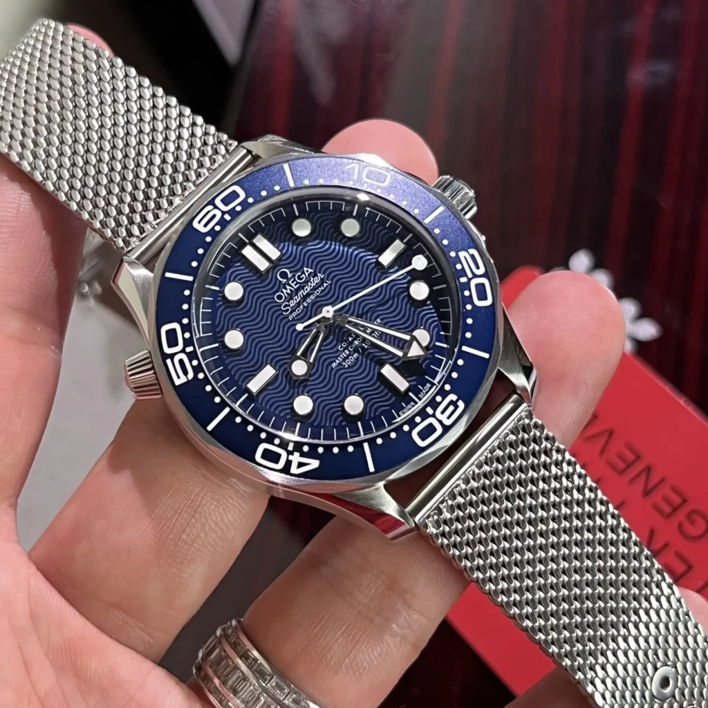 Omega Seamaster James Bond 210.30.42.20.03.002 42mm 2.webp