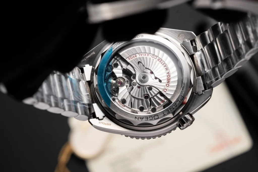Omega Seamaster Planet Ocean 600m 215.30.44.22.01.001 43.5mm 7 scaled 1.webp