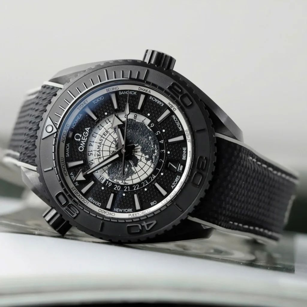 Omega Seamaster Planet Ocean Worldtimer 215.92.46.22.01.007 45mm 3.webp