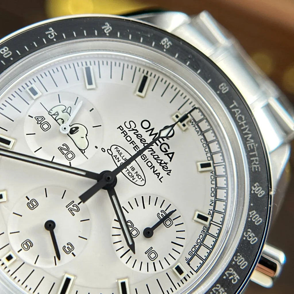 Omega Speedmaster Apollo Silver Snoopy 42mm 7.webp