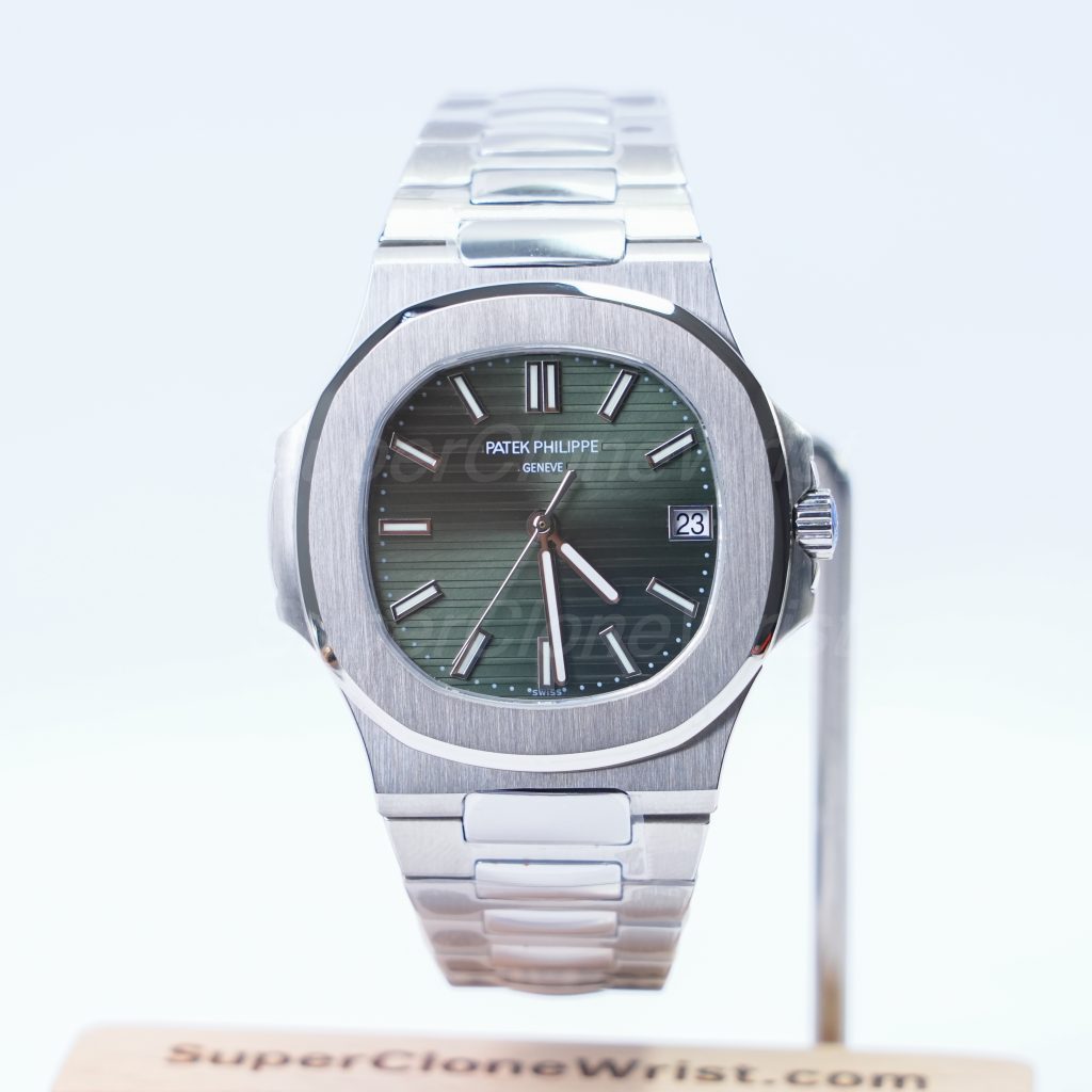Patek Philippe Nautilus 5711 Green Dial 40mm 1：1 SuperClone Watch