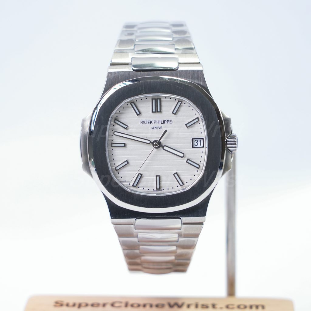 Patek Philippe Nautilus 5711 White Dial 40mm 1：1 SuperClone Watch