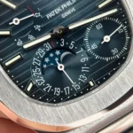 Patek Philippe Nautilus 5712 40mm 6.webp