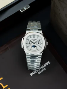 Patek Philippe Nautilus 5740 40mm 1.webp