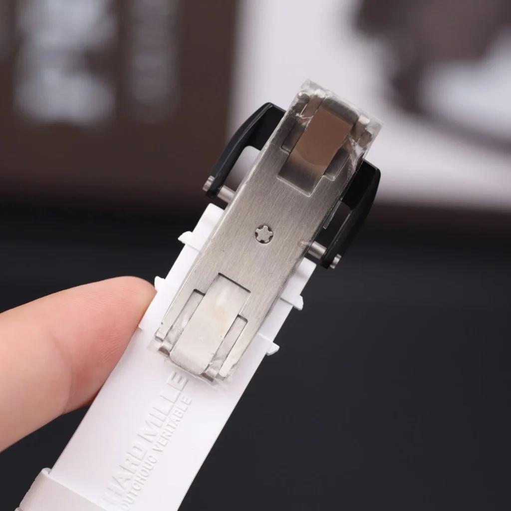 Richard Mille RM61 01 50.2x42.7mm 10.webp