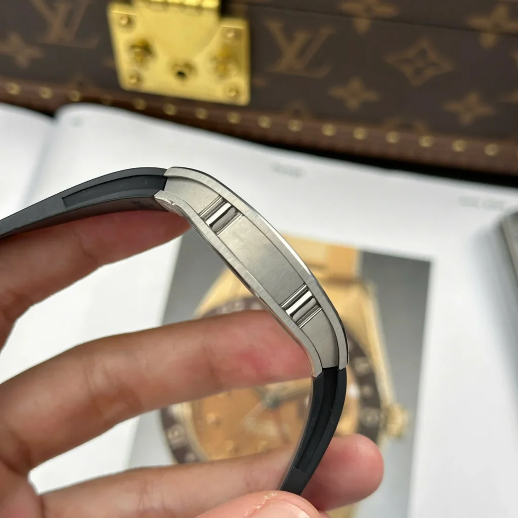 Richard Mille RM67 01 Super 387mm 8.webp