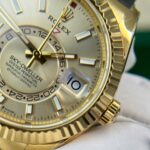 Rolex Che Tac Sky Dweller Champagne Nang 192 ZF 42mm 5.jpg